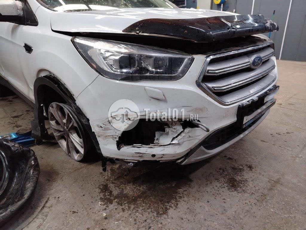 Фото Ford Kuga 90