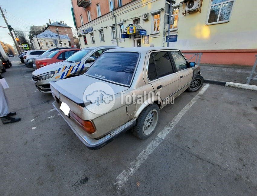 Фото BMW 3 серия 6