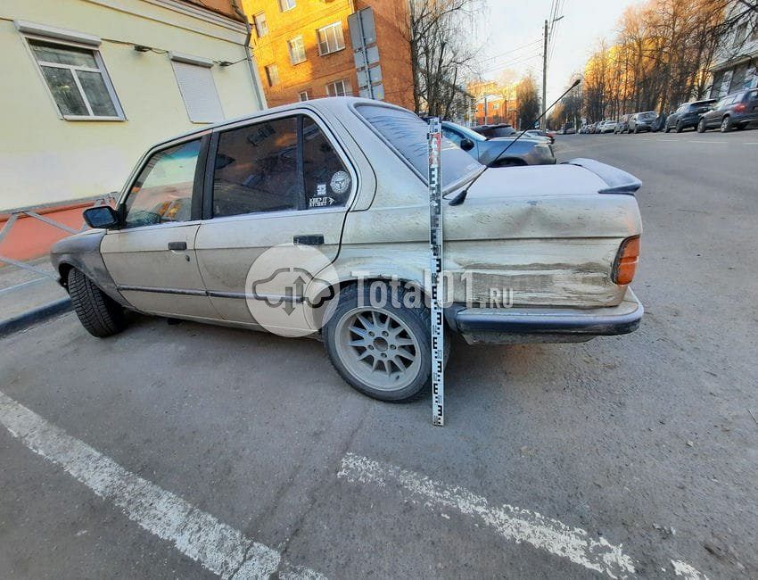 Фото BMW 3 серия 12