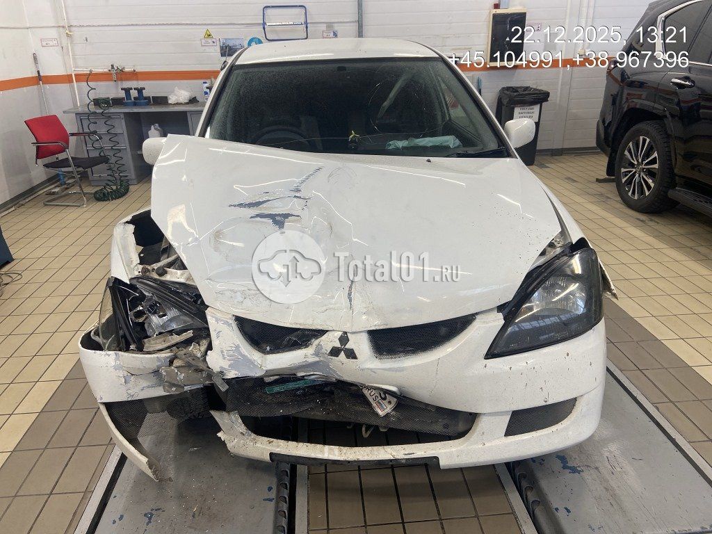 Фото Mitsubishi Lancer Cedia 4