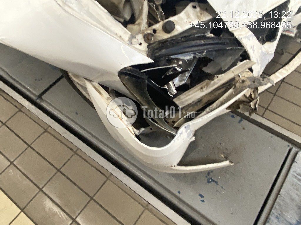 Фото Mitsubishi Lancer Cedia 18