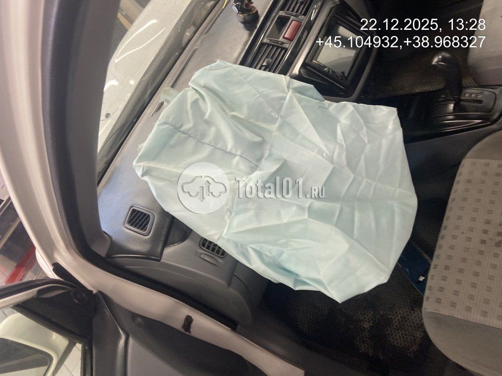 Фото Mitsubishi Lancer Cedia 28