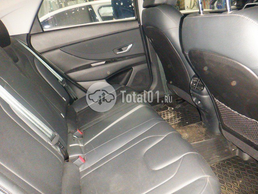 Фото Hyundai Elantra 38