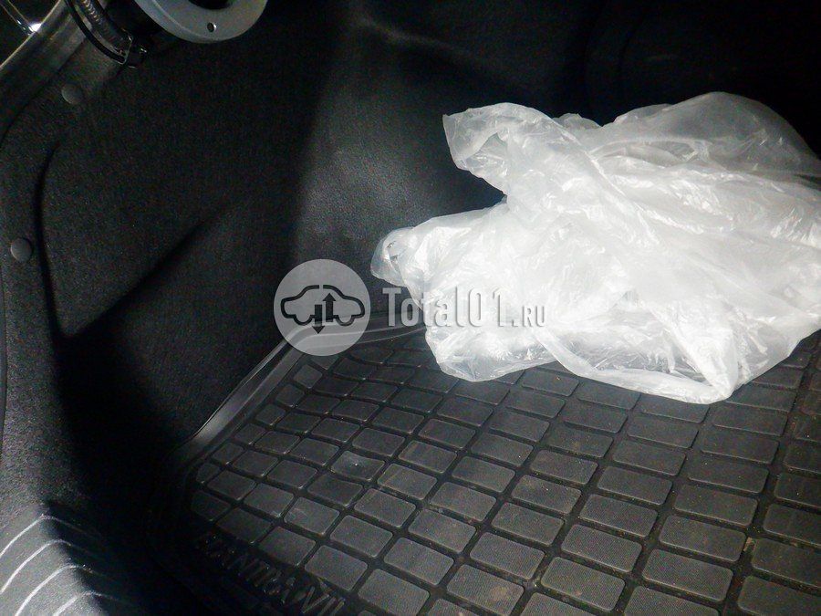 Фото Hyundai Elantra 48