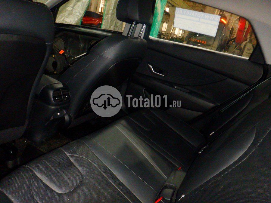 Фото Hyundai Elantra 54