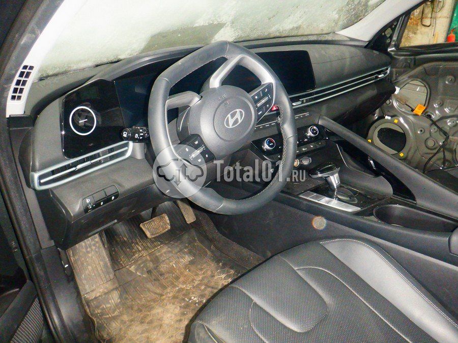 Фото Hyundai Elantra 62