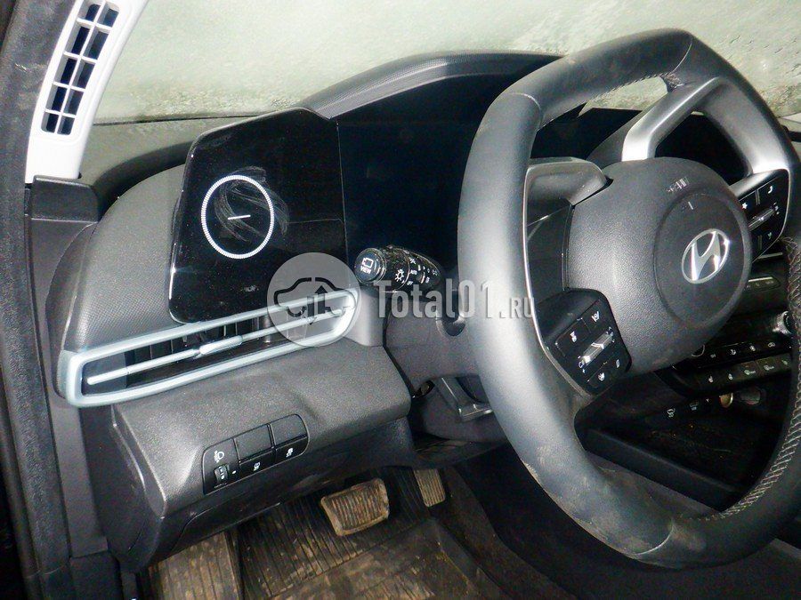 Фото Hyundai Elantra 64