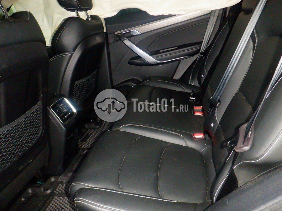Фото Geely Atlas Pro 34
