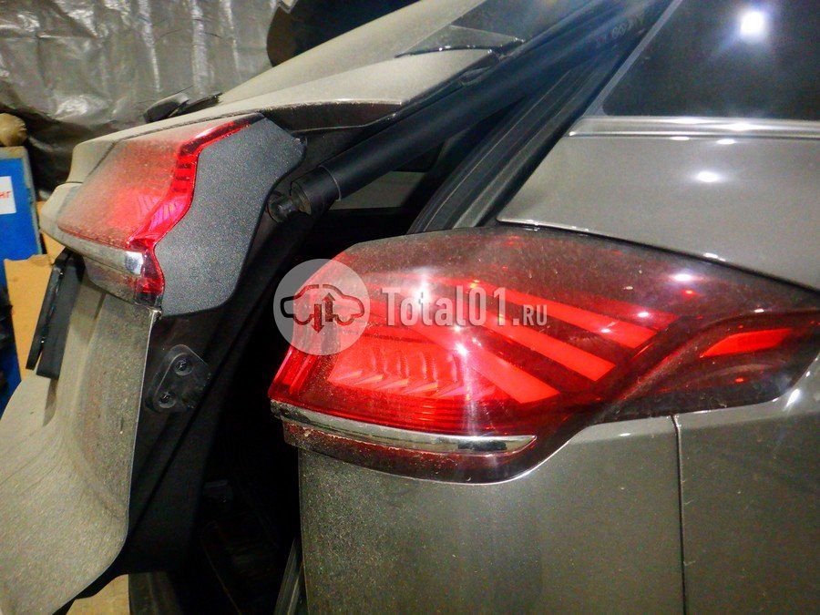 Фото Geely Atlas Pro 140