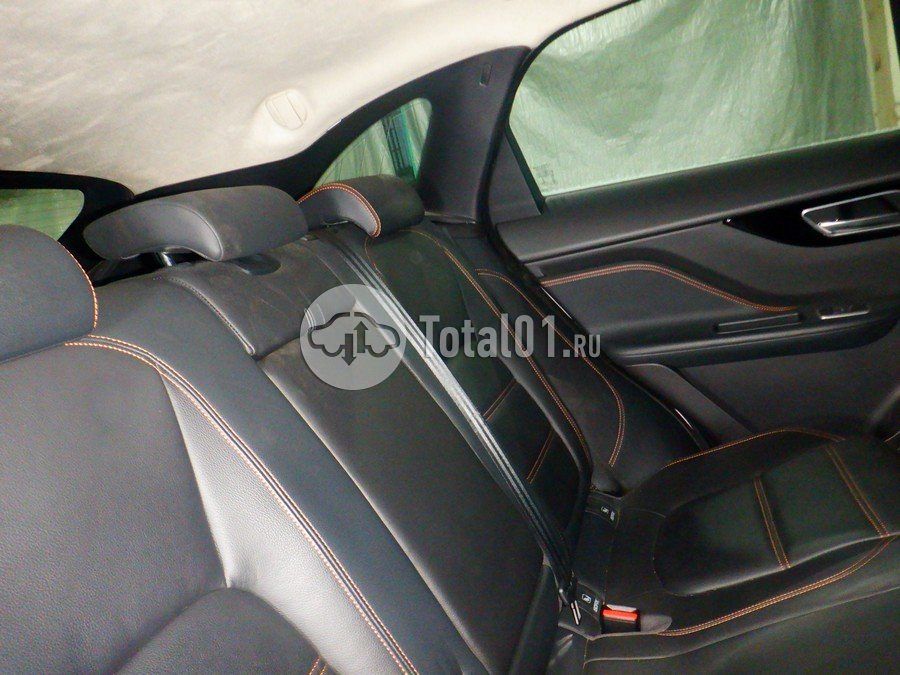 Фото Jaguar F-Pace 42