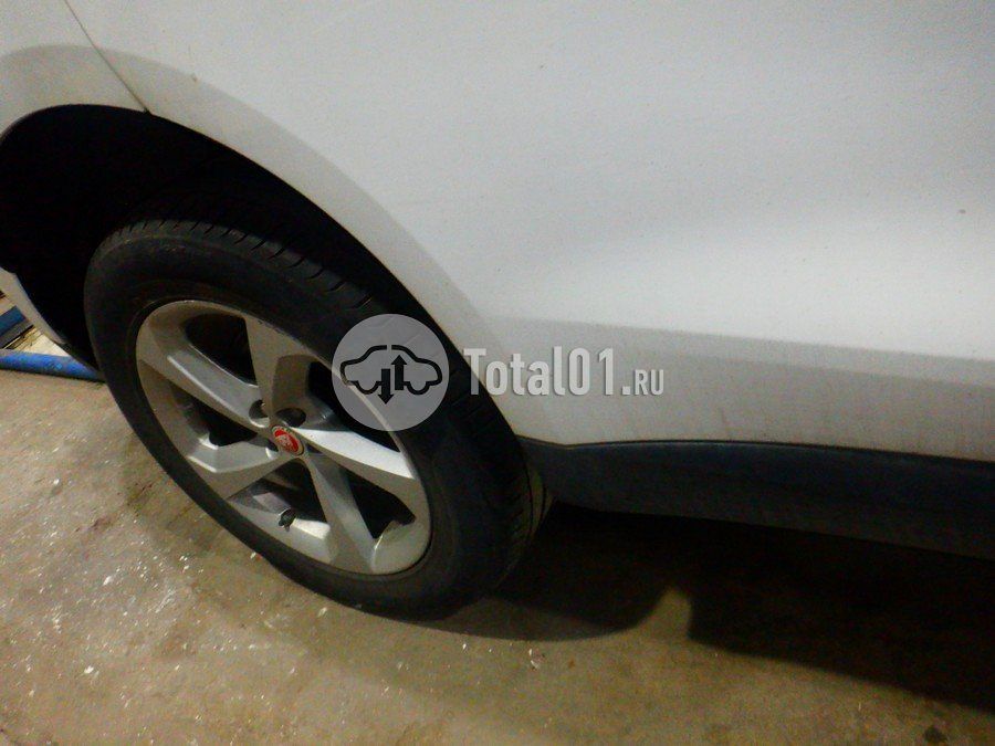 Фото Jaguar F-Pace 140