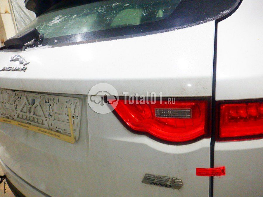 Фото Jaguar F-Pace 160