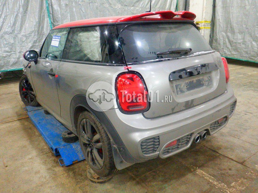 Фото MINI John Cooper Works 16
