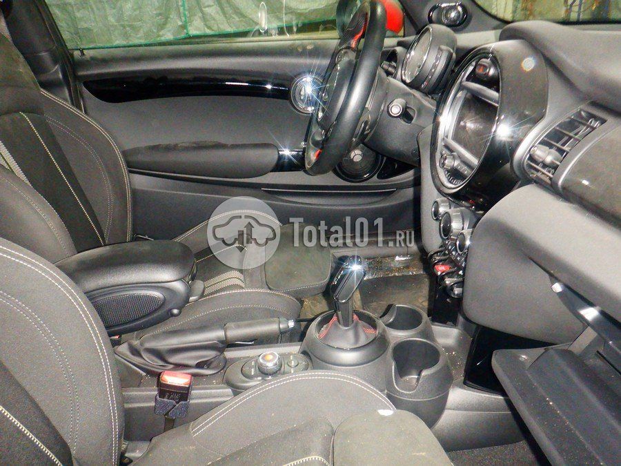 Фото MINI John Cooper Works 20