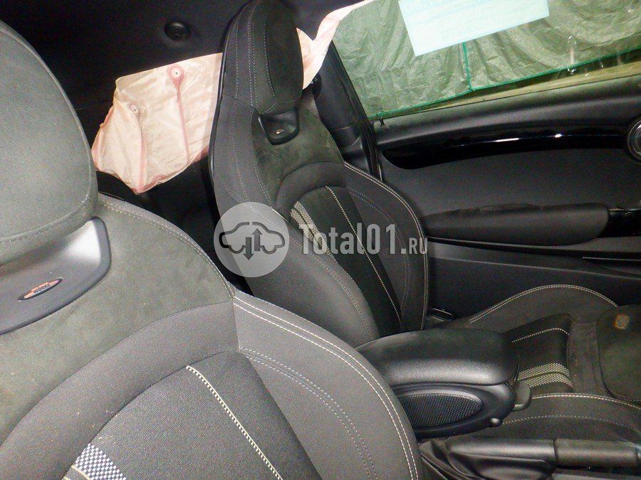 Фото MINI John Cooper Works 24