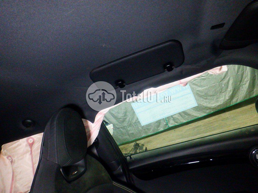 Фото MINI John Cooper Works 38