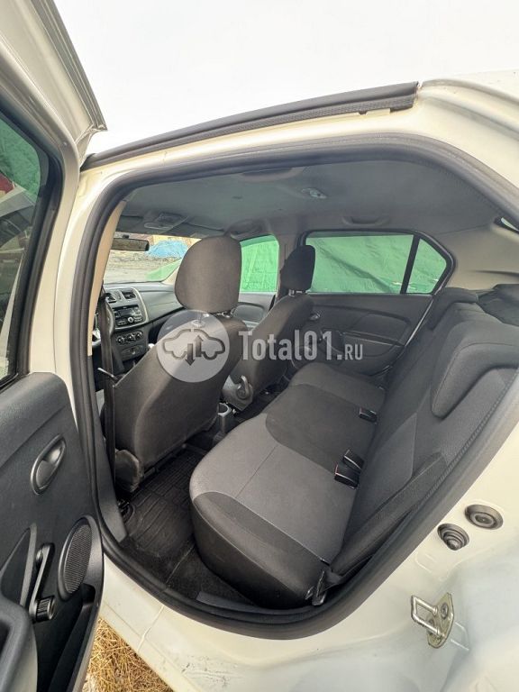 Фото Renault Logan 18