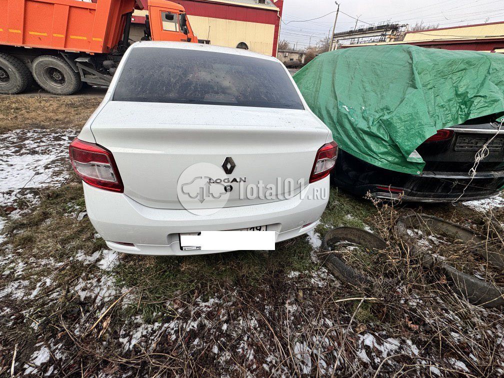 Фото Renault Logan 26