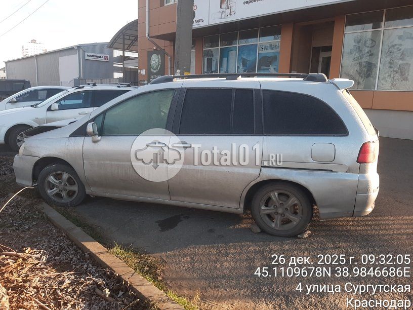 Фото Nissan Liberty 6