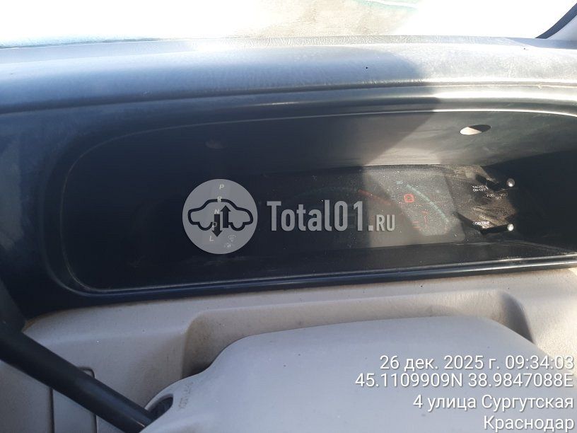 Фото Nissan Liberty 18