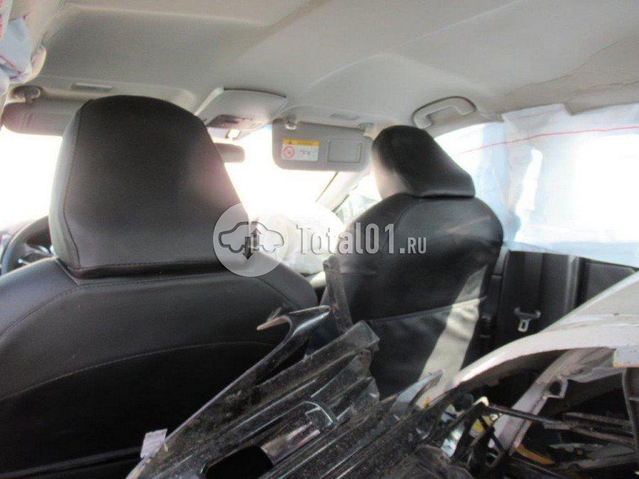 Фото Toyota Camry 28