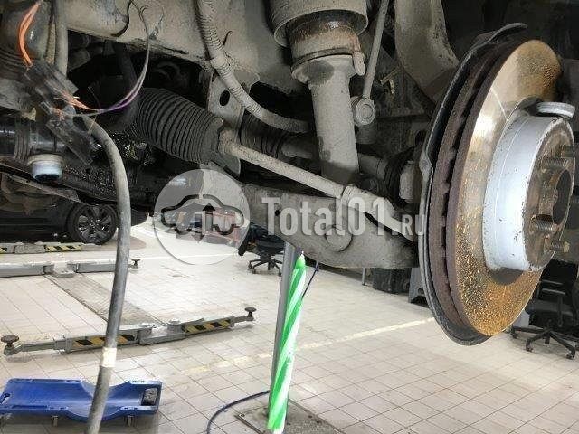 Фото Land Rover Discovery 216