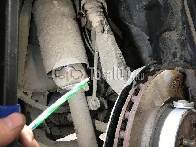 Фото Land Rover Discovery 296