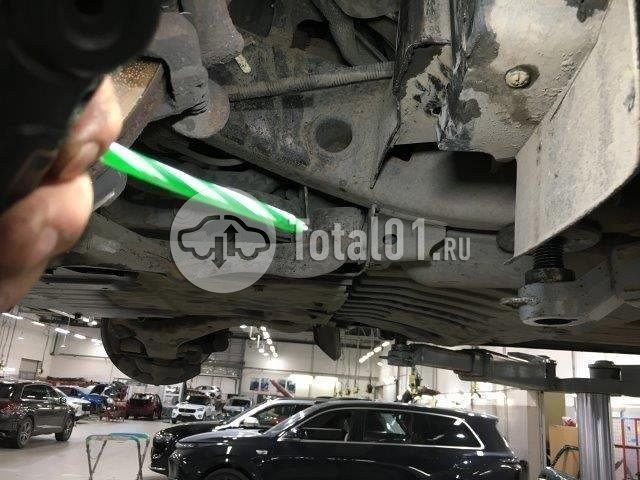 Фото Land Rover Discovery 590