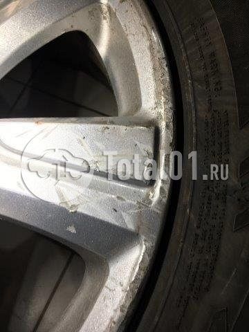 Фото Land Rover Discovery 780