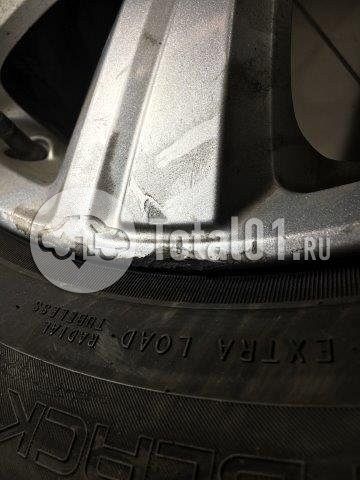 Фото Land Rover Discovery 786