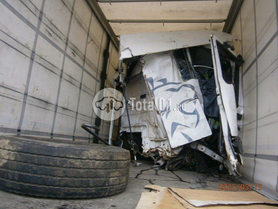 Фото Sitrak C7H 6