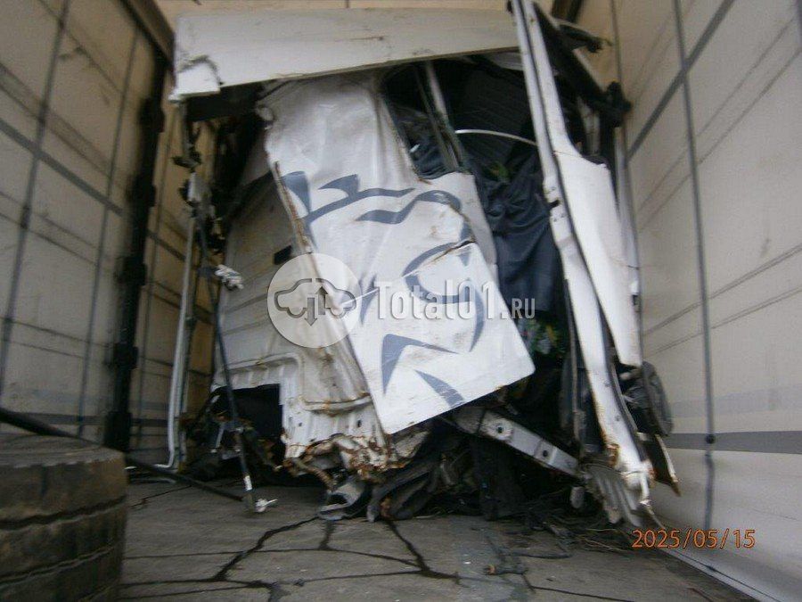 Фото Sitrak C7H 8