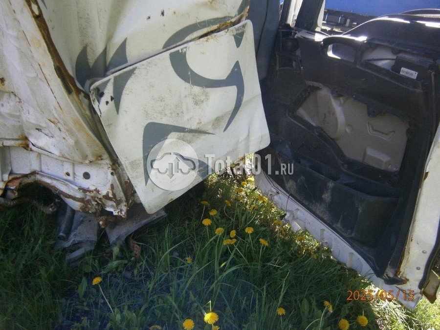 Фото Sitrak C7H 72