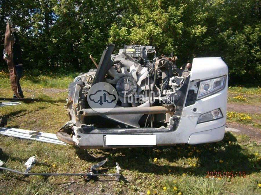 Фото Sitrak C7H 100