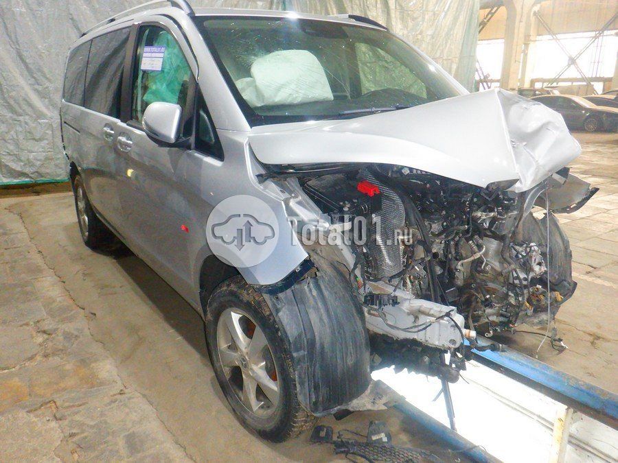 Фото Mercedes-Benz V-класс 6