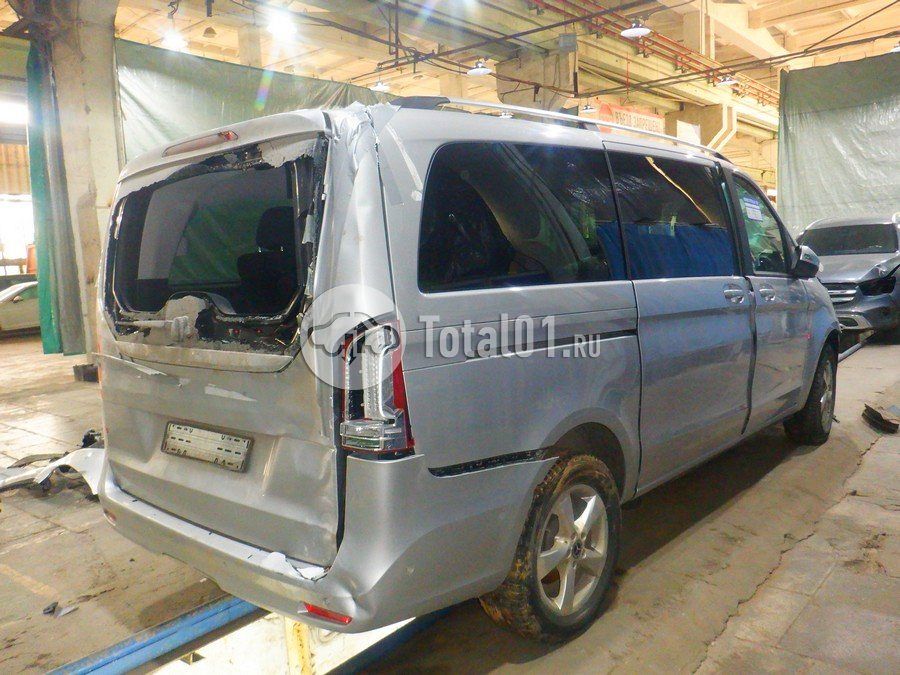 Фото Mercedes-Benz V-класс 12