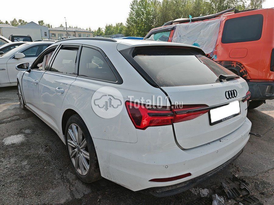 Фото Audi A6 12