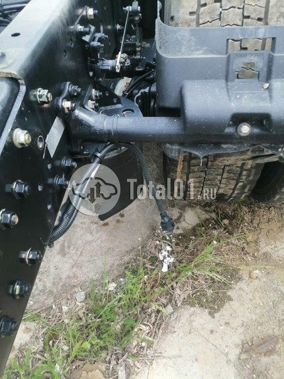 Фото Shacman SX4188YY381 18