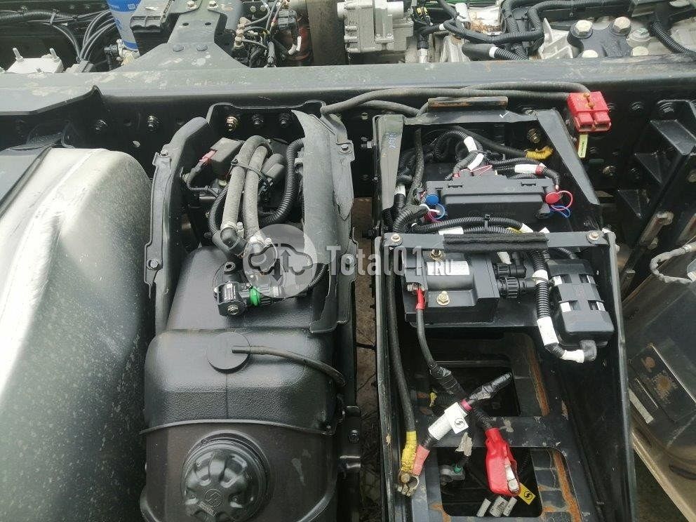 Фото Shacman SX4188YY381 28