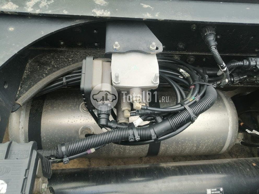 Фото Shacman SX4188YY381 60