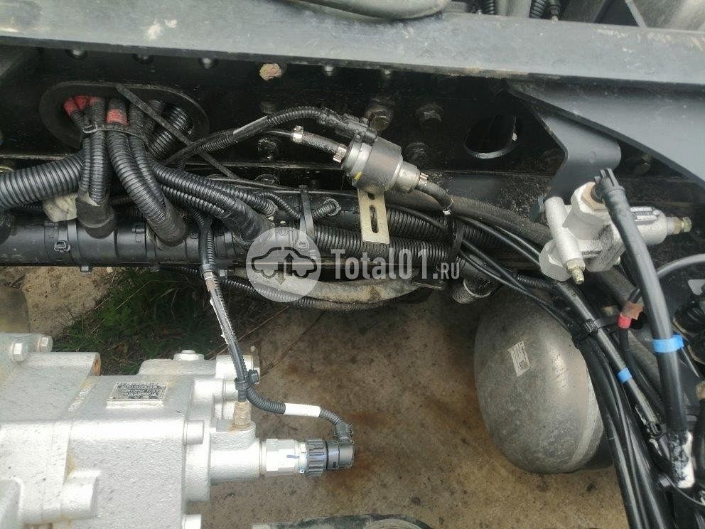 Фото Shacman SX4188YY381 68