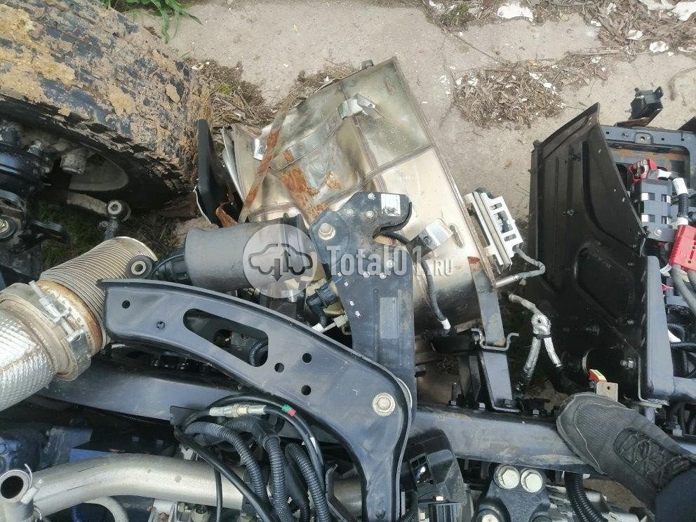 Фото Shacman SX4188YY381 82