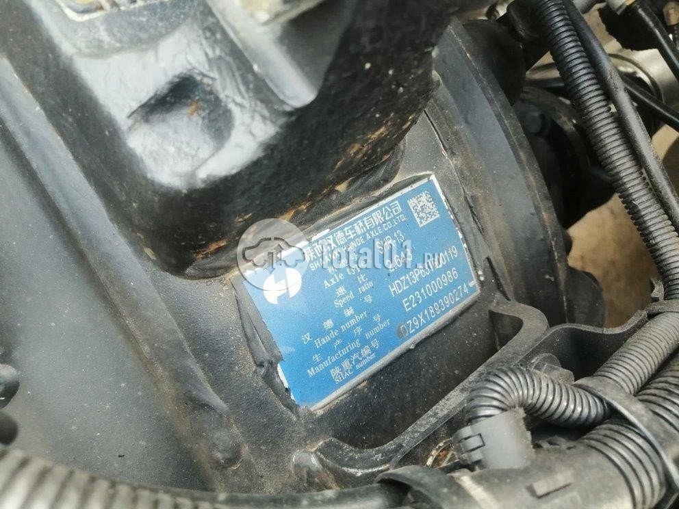 Фото Shacman SX4188YY381 104