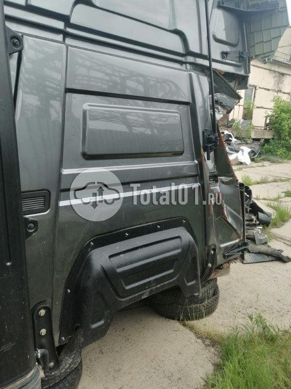 Фото Shacman SX4188YY381 136