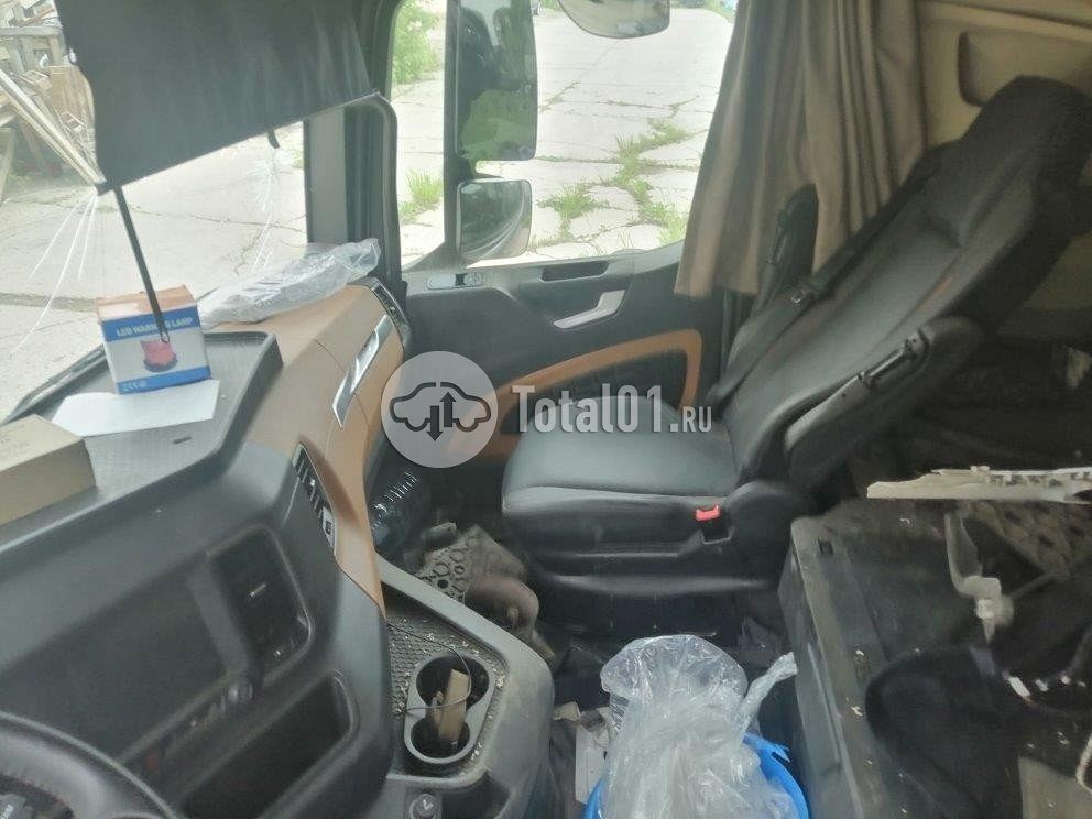 Фото Shacman SX4188YY381 176