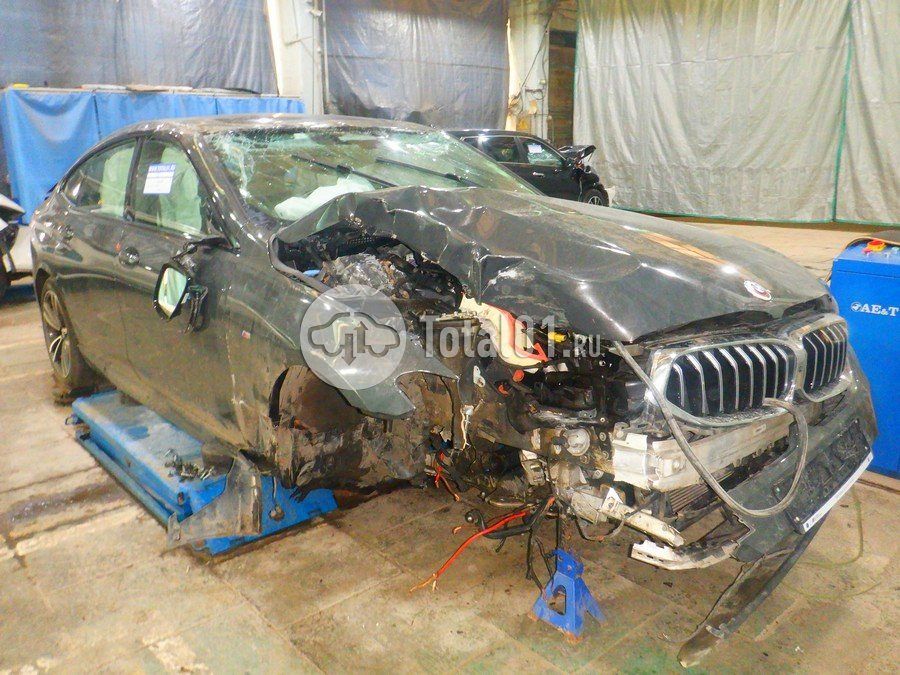 Фото BMW 6 серия 8