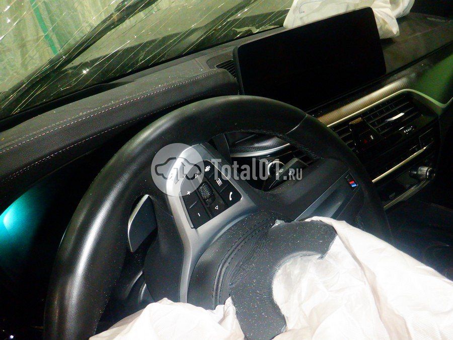 Фото BMW 6 серия 122