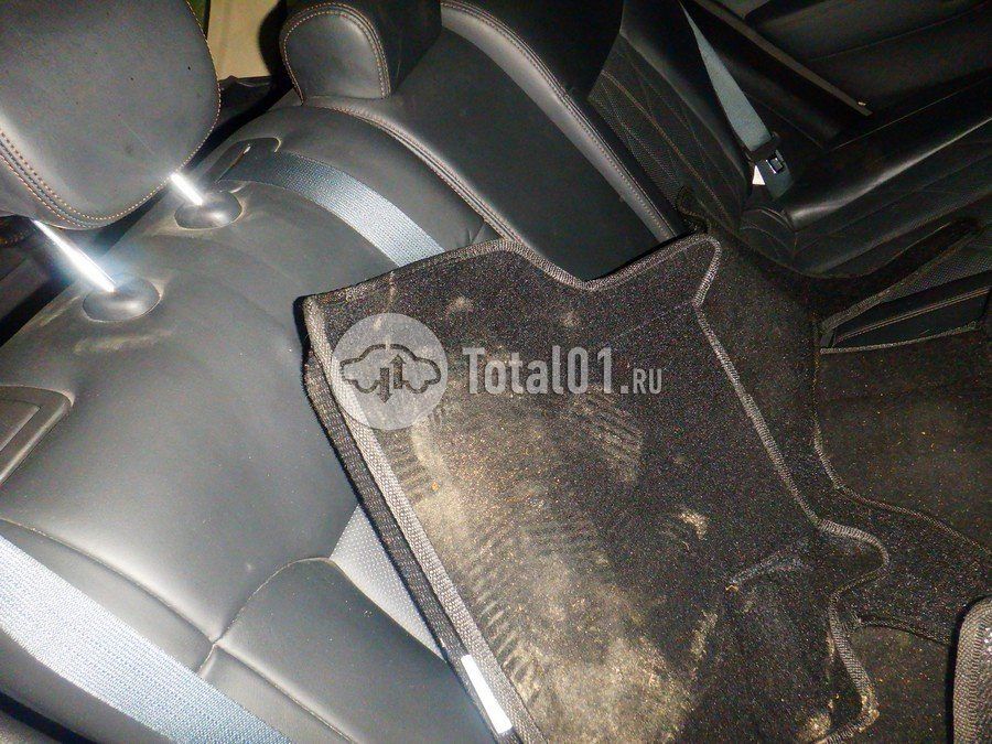 Фото Infiniti QX70 58