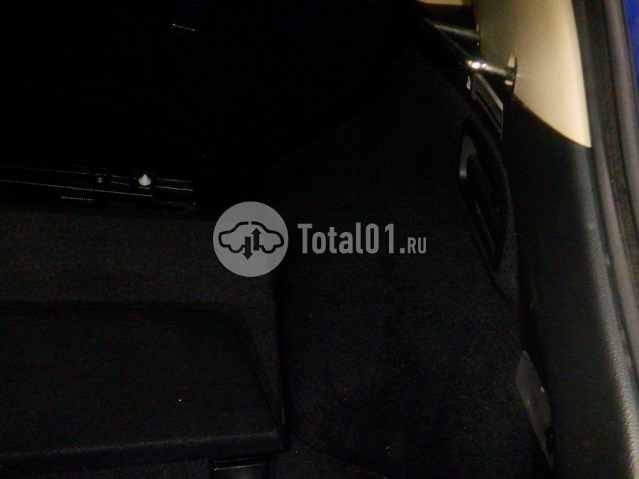 Фото Infiniti QX70 82