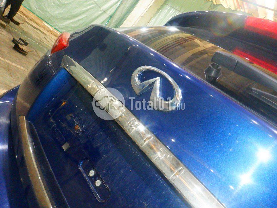 Фото Infiniti QX70 218